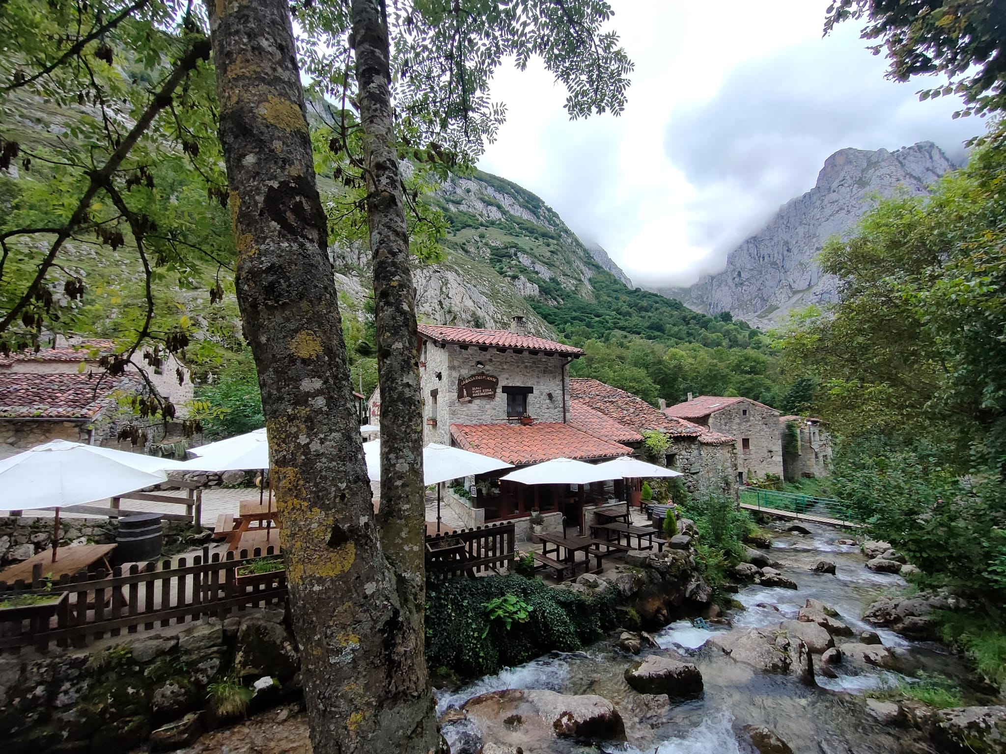 Bulnes centro aldea